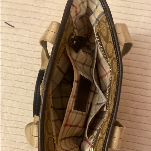 Coach Signature Tote Bag - Picture 7 of 8